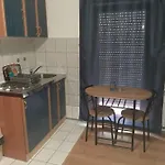 I Apartment *