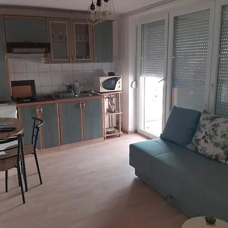 Apartmani Vodice I *