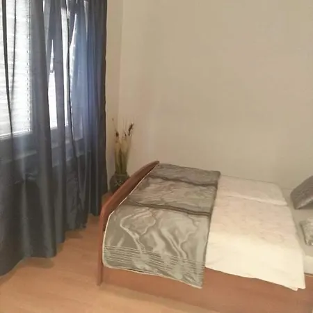 Apartment Apartmani Vodice I *